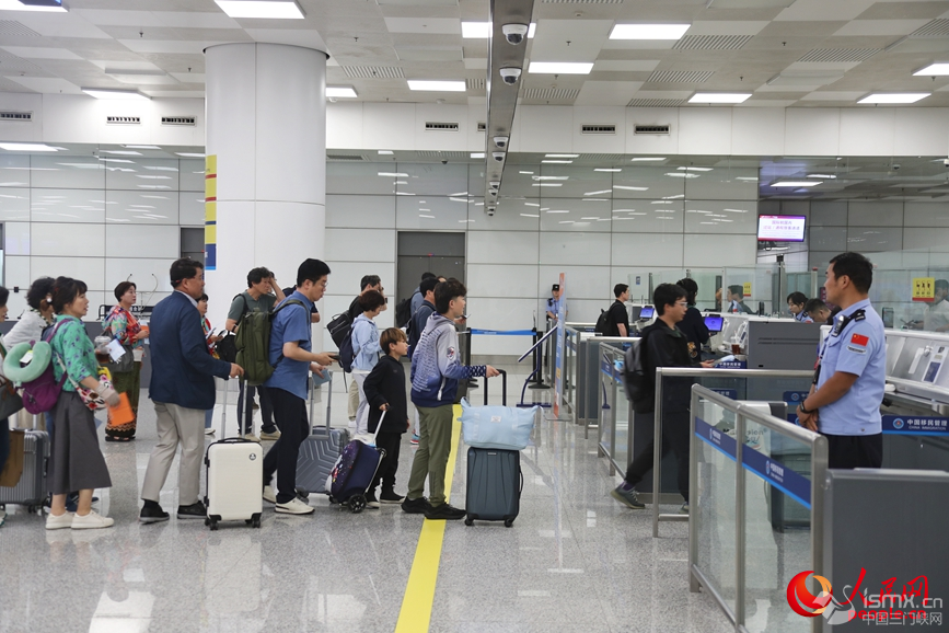 �������H�C(j��)����(n��i)�ȴ��뾳���ÿ�������W(w��ng) ��ƽ�z